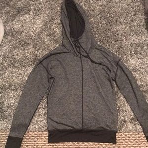 VIMMA pullover hoodie